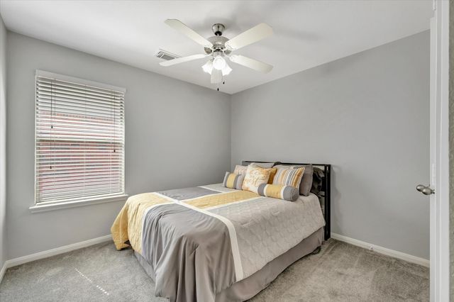 4802 Quiet Canyon Drive, Friendswood, TX 77546
