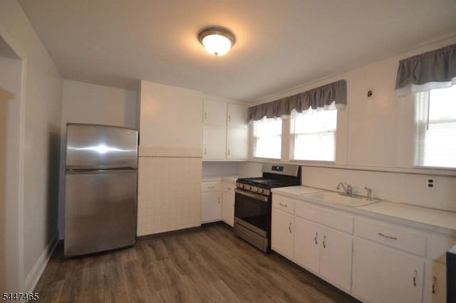 8 Witherspoon St, Nutley Twp., NJ 07110