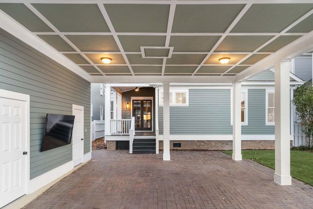 31 Crystal Lake Drive, North Augusta, SC 29841