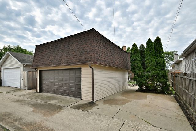 7728 W Gregory Street, Chicago, IL 60656
