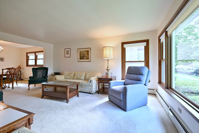 7728 W Gregory Street, Chicago, IL 60656