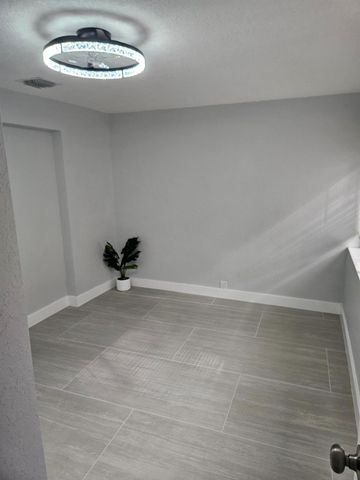 2010 NE 33rd Street, Lighthouse Point, FL 33064