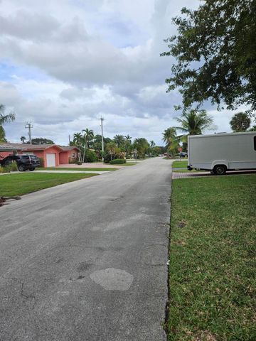 2010 NE 33rd Street, Lighthouse Point, FL 33064