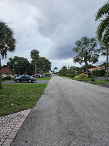 2010 NE 33rd Street, Lighthouse Point, FL 33064