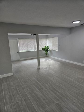 2010 NE 33rd Street, Lighthouse Point, FL 33064