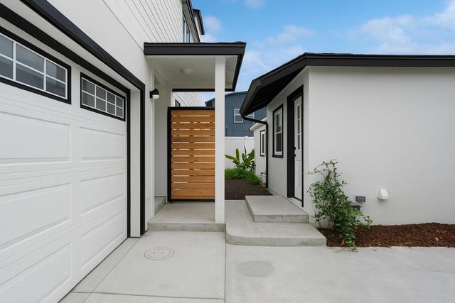 820 Jackson Street, Mountain View, CA 94043