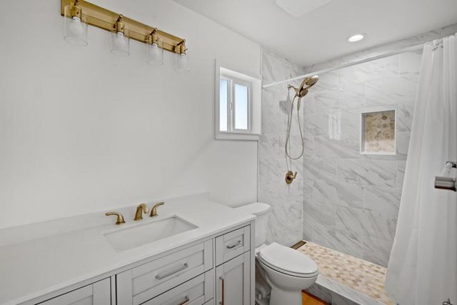 820 Jackson Street, Mountain View, CA 94043