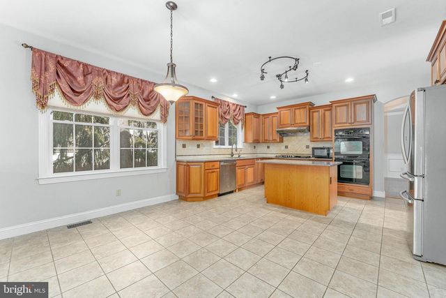 224 HEARN AVE, Berwyn, PA 19312