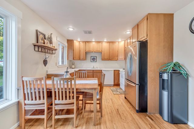 1415 E IRONWOOD AVE, Salt Lake City, UT 84121