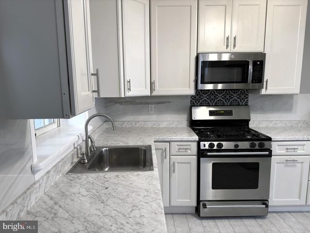 1942 S GALLOWAY ST, Philadelphia, PA 19148