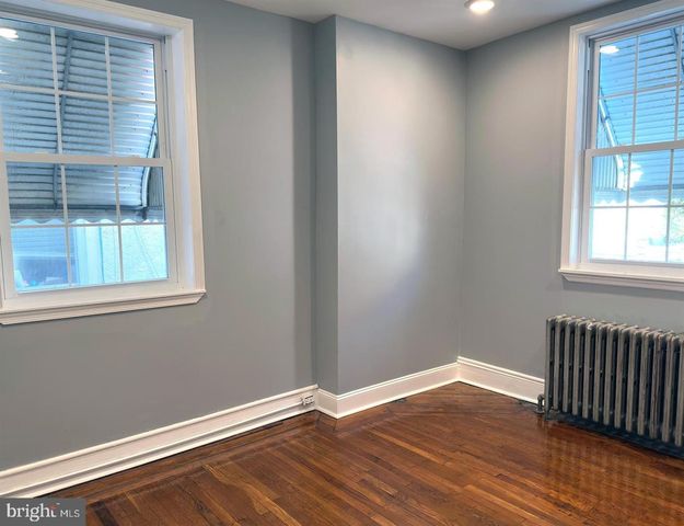 1942 S GALLOWAY ST, Philadelphia, PA 19148