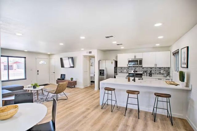 1233 E Marny Road, Tempe, AZ 85288