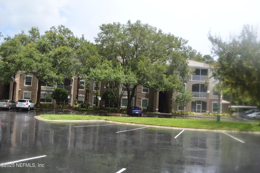 10550 BAYMEADOWS Road, 109, Jacksonville, FL 32256