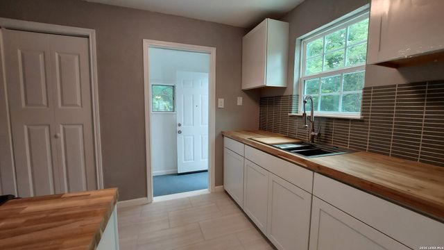 115 Elmo Ave, San Antonio, TX 78225