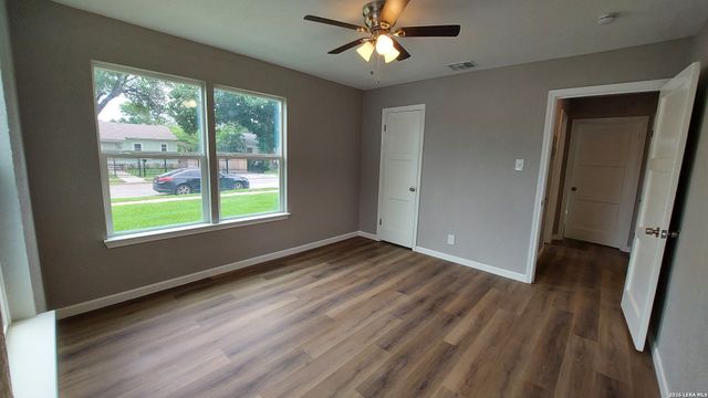 115 Elmo Ave, San Antonio, TX 78225
