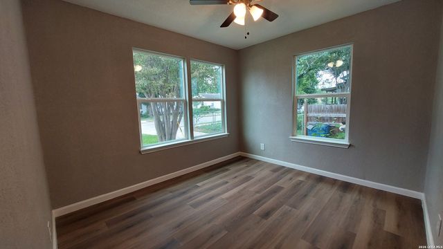 115 Elmo Ave, San Antonio, TX 78225
