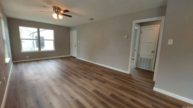 115 Elmo Ave, San Antonio, TX 78225
