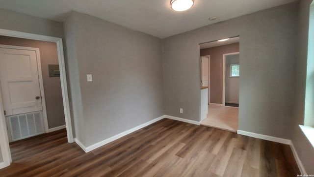 115 Elmo Ave, San Antonio, TX 78225