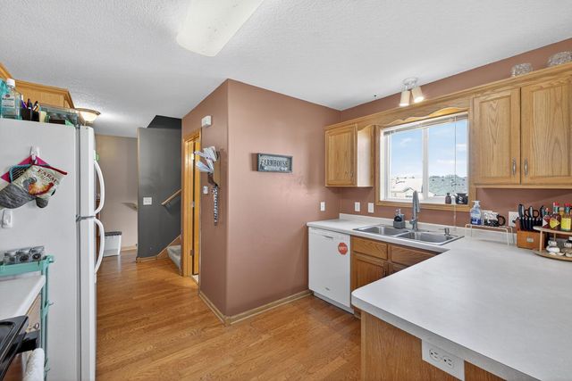 740 Baylee Place SW, Pine Island, MN 55963