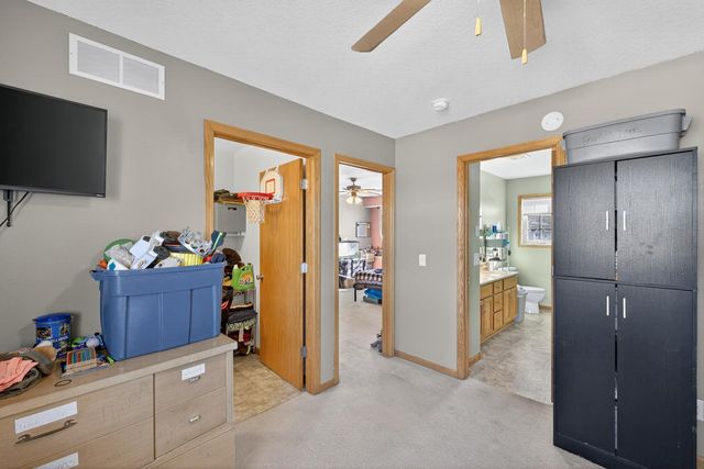 740 Baylee Place SW, Pine Island, MN 55963