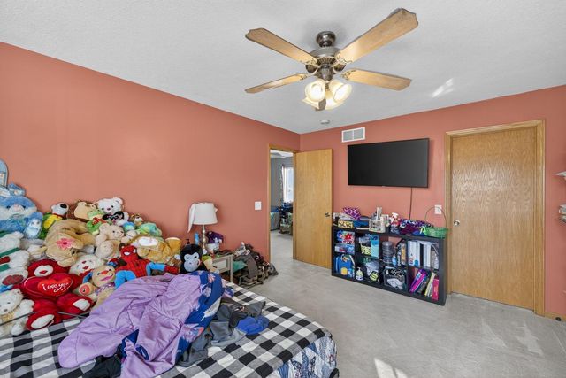 740 Baylee Place SW, Pine Island, MN 55963