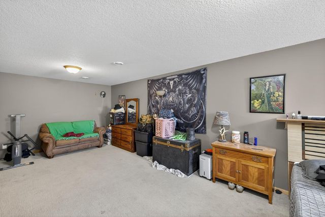 740 Baylee Place SW, Pine Island, MN 55963