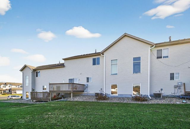 740 Baylee Place SW, Pine Island, MN 55963