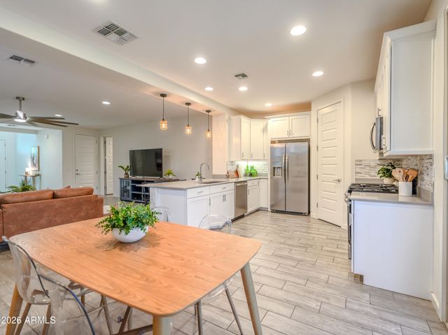 26065 S 230TH Street, Queen Creek, AZ 85142