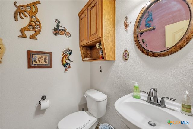 4945 Water Works Road, Belton, TX 76513