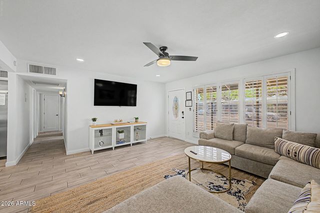 8330 E MONTE VISTA Road, Scottsdale, AZ 85257