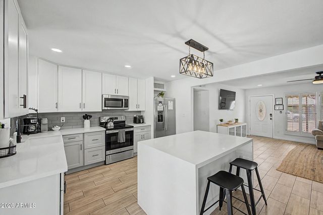 8330 E MONTE VISTA Road, Scottsdale, AZ 85257