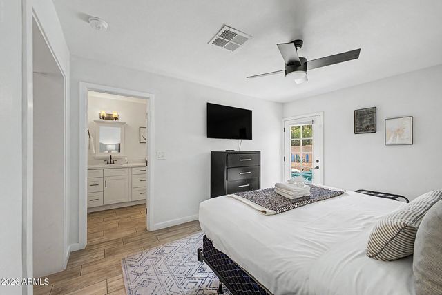 8330 E MONTE VISTA Road, Scottsdale, AZ 85257