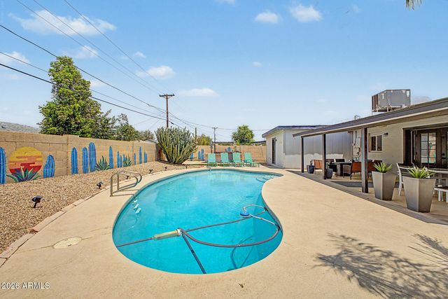 8330 E MONTE VISTA Road, Scottsdale, AZ 85257