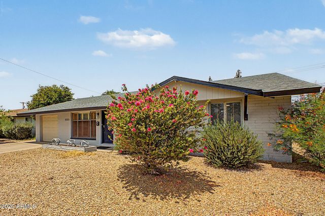8330 E MONTE VISTA Road, Scottsdale, AZ 85257