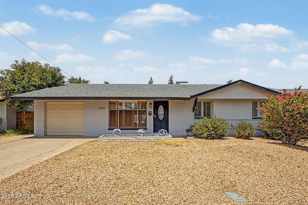 8330 E MONTE VISTA Road, Scottsdale, AZ 85257 — photo 2
