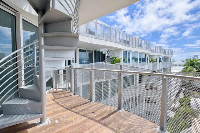 2155 Washington Ct 606, Miami Beach, FL 33139