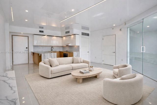 2155 Washington Ct 606, Miami Beach, FL 33139