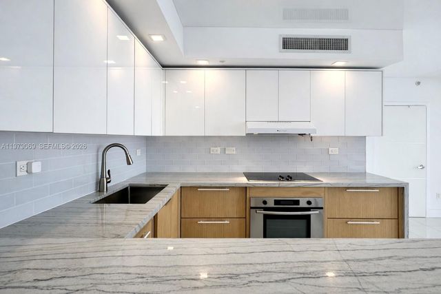 2155 Washington Ct 606, Miami Beach, FL 33139