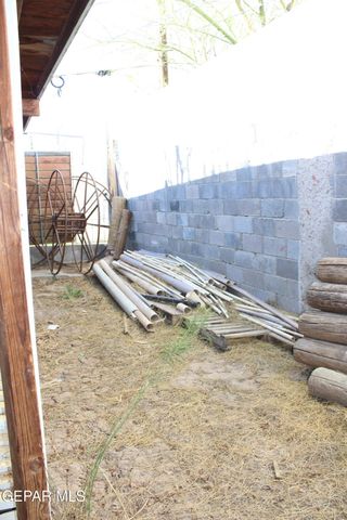 541 EAST Road, El Paso, TX 79915