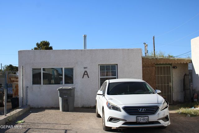 541 EAST Road, El Paso, TX 79915
