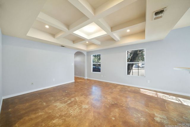 6410 Summit Oak Apt 4, San Antonio, TX 78229