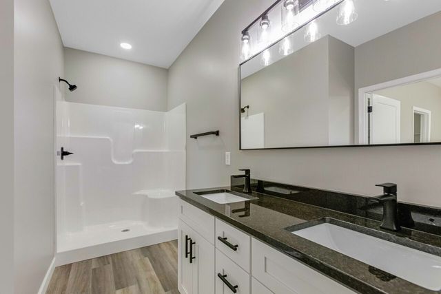 146 Carl Williams Rd, Crofton, KY 42217