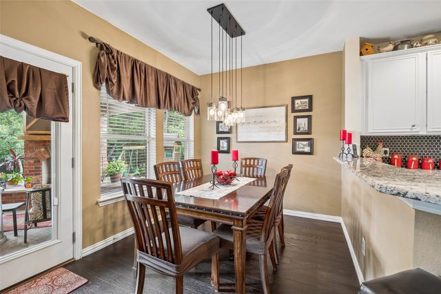 403 Springtree Road, Lake Dallas, TX 75065