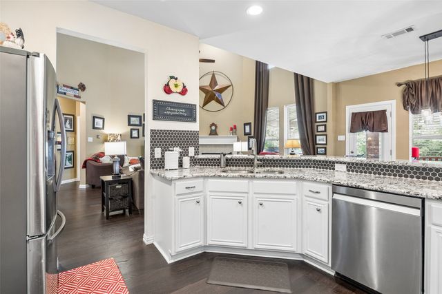 403 Springtree Road, Lake Dallas, TX 75065
