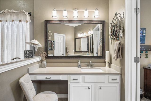 403 Springtree Road, Lake Dallas, TX 75065
