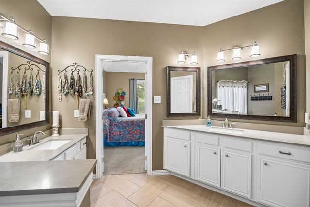 403 Springtree Road, Lake Dallas, TX 75065