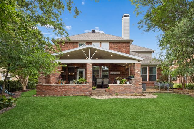 403 Springtree Road, Lake Dallas, TX 75065