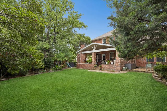 403 Springtree Road, Lake Dallas, TX 75065