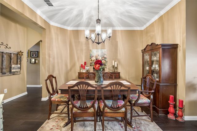 403 Springtree Road, Lake Dallas, TX 75065