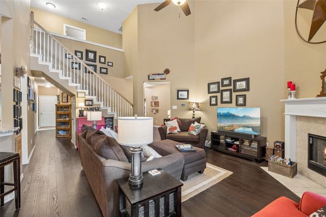 403 Springtree Road, Lake Dallas, TX 75065